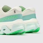 On Cloudmonster 3 Hyper