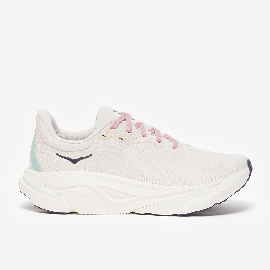HOKA Women’s Arahi 8