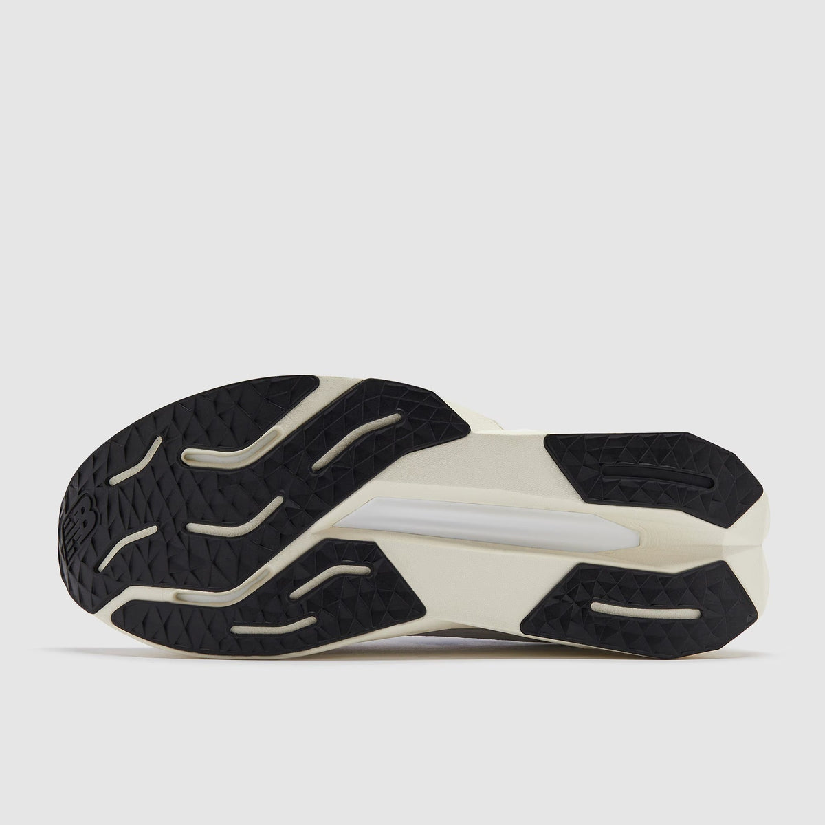 New Balance FuelCell Propel V5